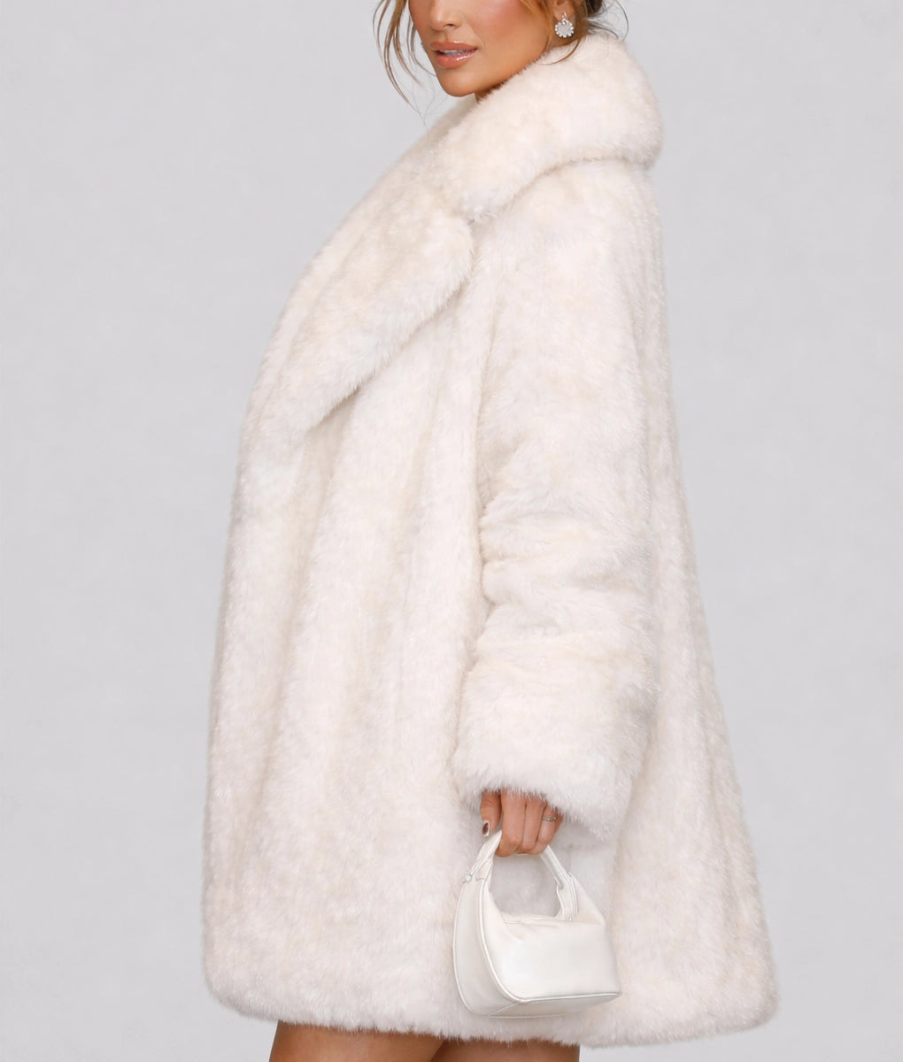 Jenna Women's White Oversized Faux Fur Coat